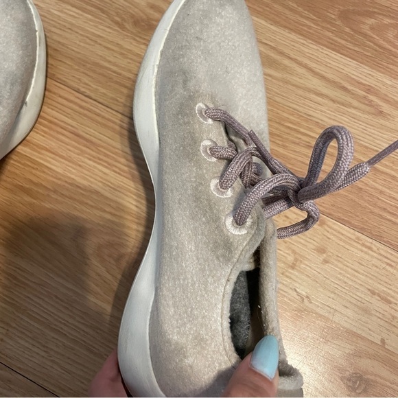 Allbirds Women's‎ Wool Runners Cream/Tan Size 8 - Picture 3 of 7